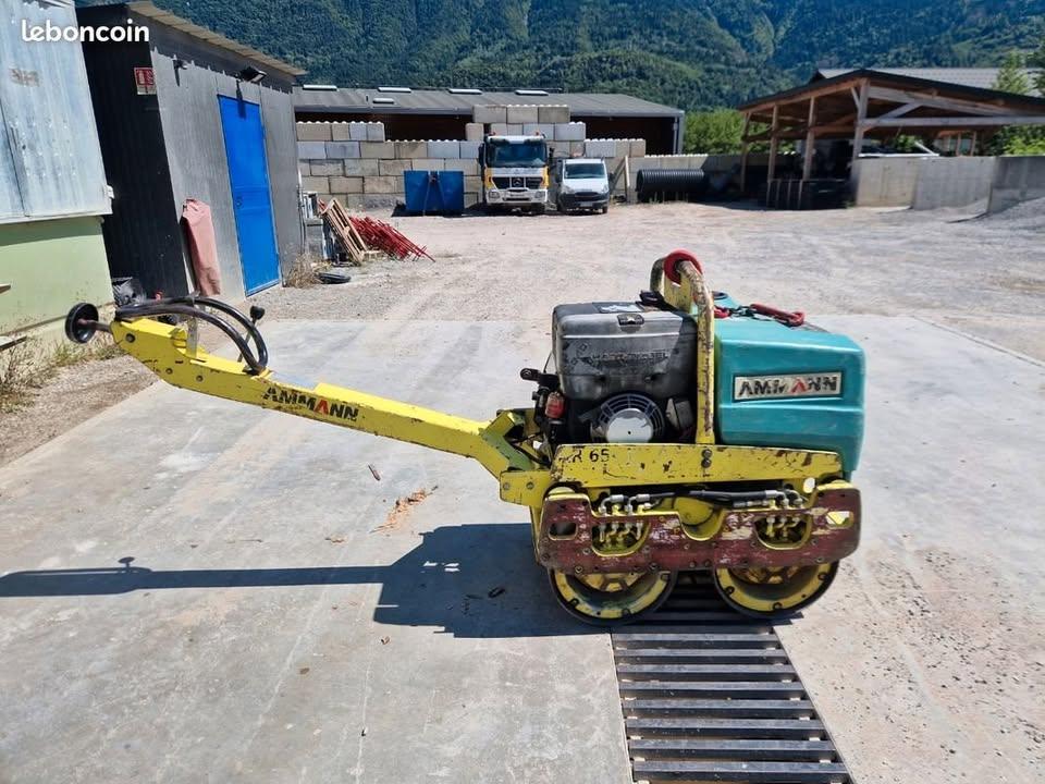 Rouleau tendem Ammann AR 65