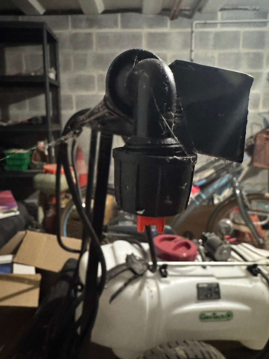 Pulvérisateur pour tracteur tondeuse