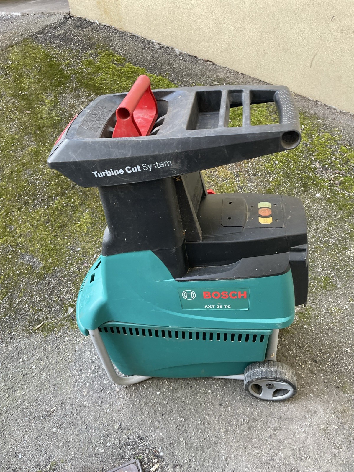 Broyeur de végétaux Bosh